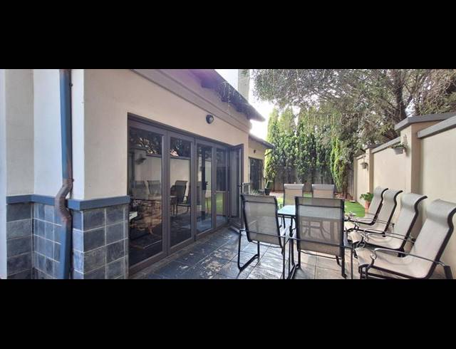 3 BEDROOM HOUSE FOR SALE IN MIDFIELD ESTATE